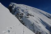 24 Percorrendo il traverso scendiamo verso il canalino