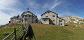 090 Rifugio Bolzano - a destra il Monte Petz