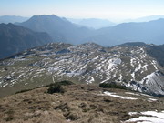 panorama sui Piani dell'Alben scendendo dal c.ra Aralalta